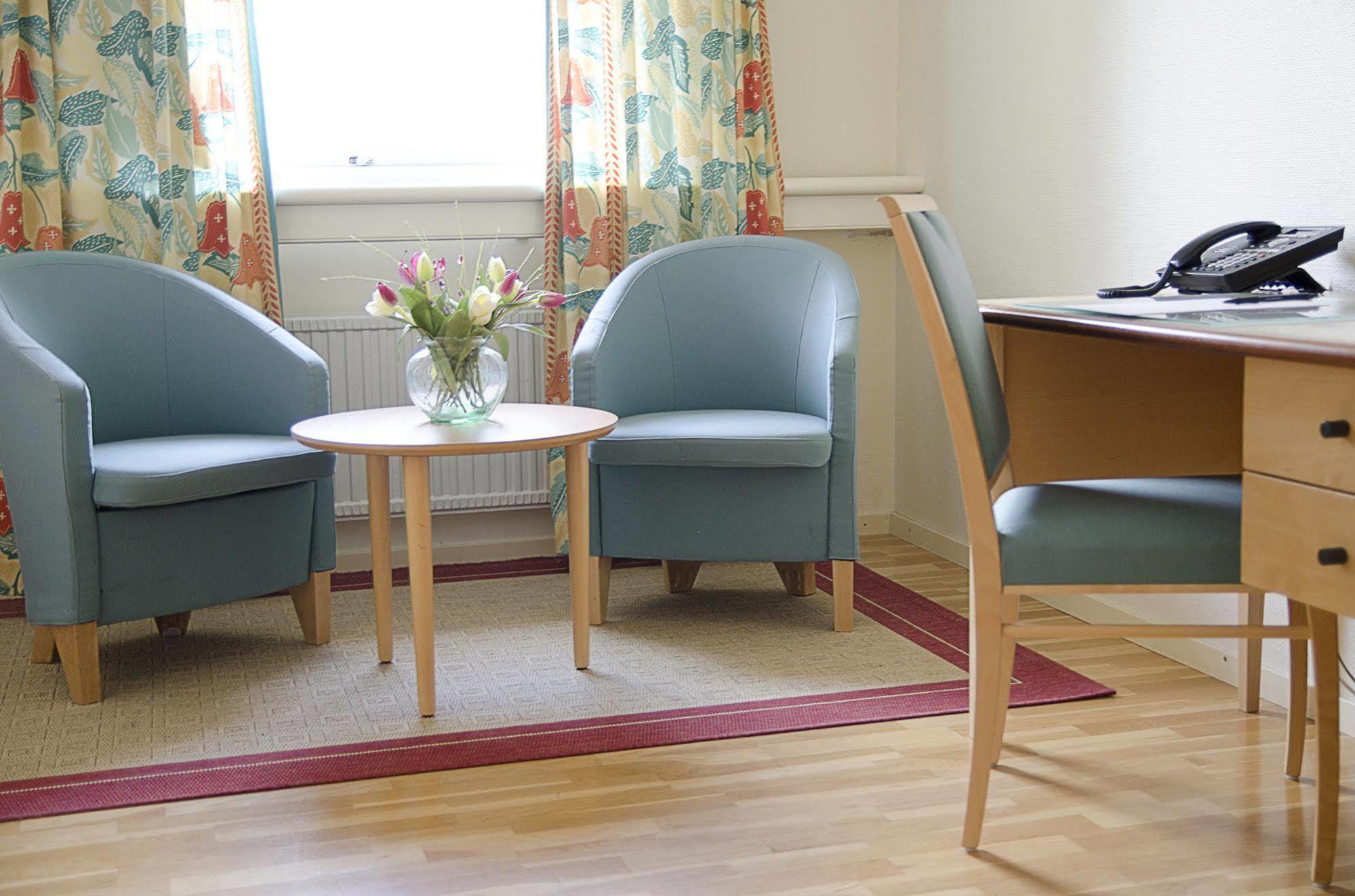 Sunderby Folkhoegskola Hotell & Konferens Luleå Zewnętrze zdjęcie