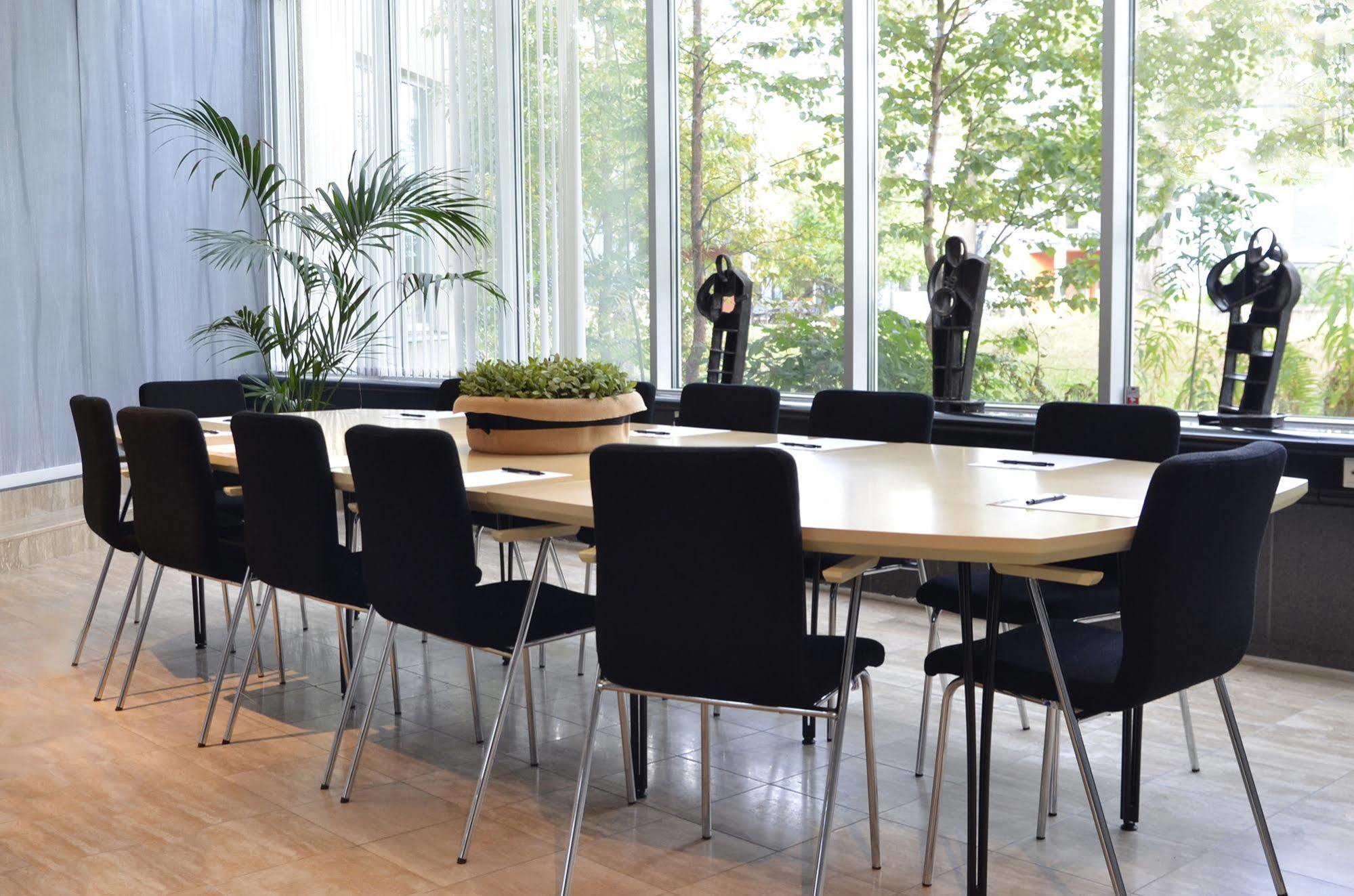 Sunderby Folkhoegskola Hotell & Konferens Luleå Zewnętrze zdjęcie
