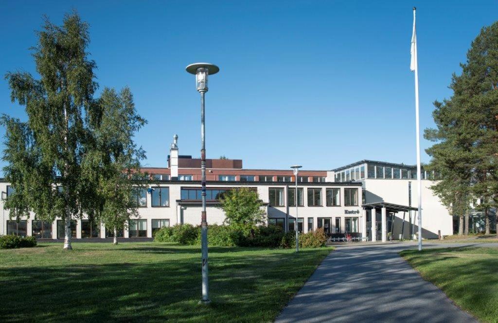 Sunderby Folkhoegskola Hotell & Konferens Luleå Zewnętrze zdjęcie