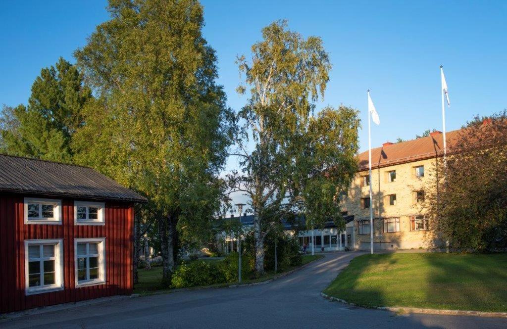 Sunderby Folkhoegskola Hotell & Konferens Luleå Zewnętrze zdjęcie